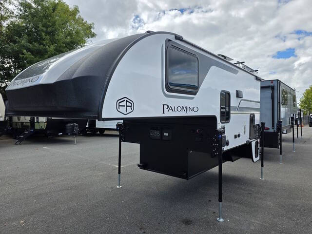 2026 Palomino BACKPACK HS8801