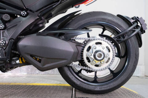 2011 Ducati Diavel