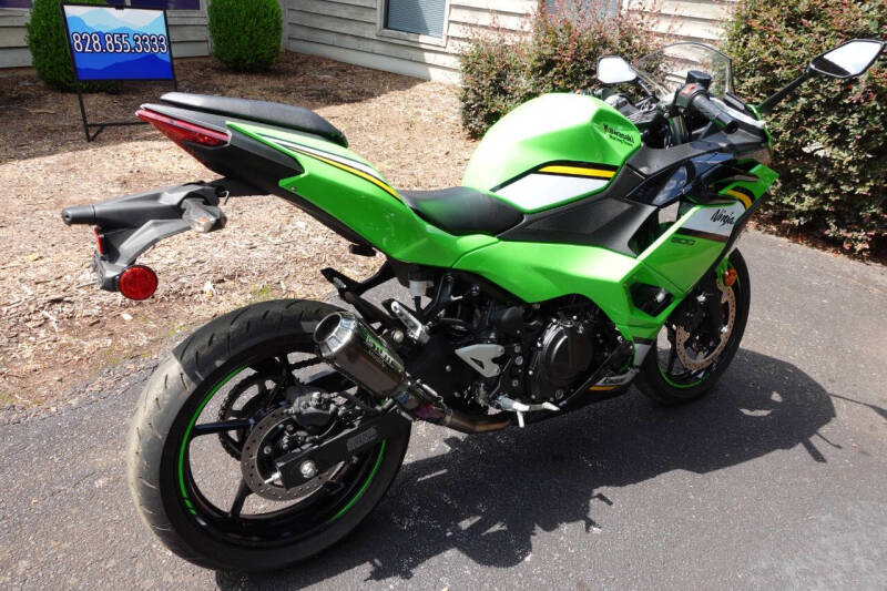 2025 Kawasaki Ninja 500