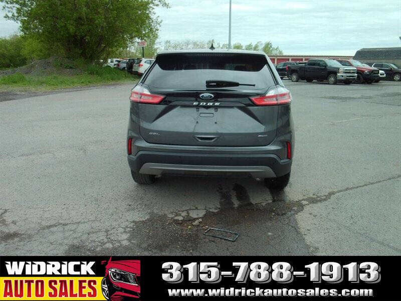 2022 Ford Edge SEL