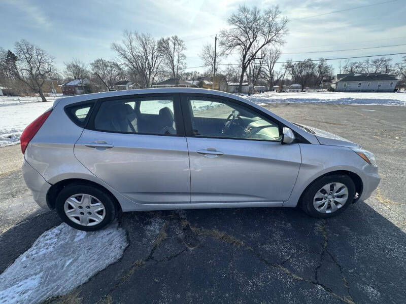 2017 Hyundai Accent SE