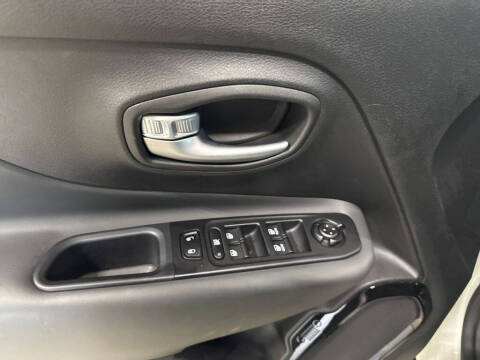 2022 Jeep Renegade Altitude