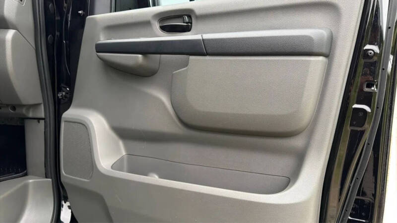 2017 Nissan NV