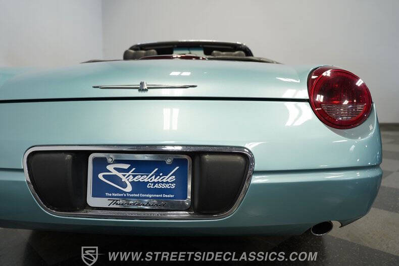 2002 Ford Thunderbird Deluxe