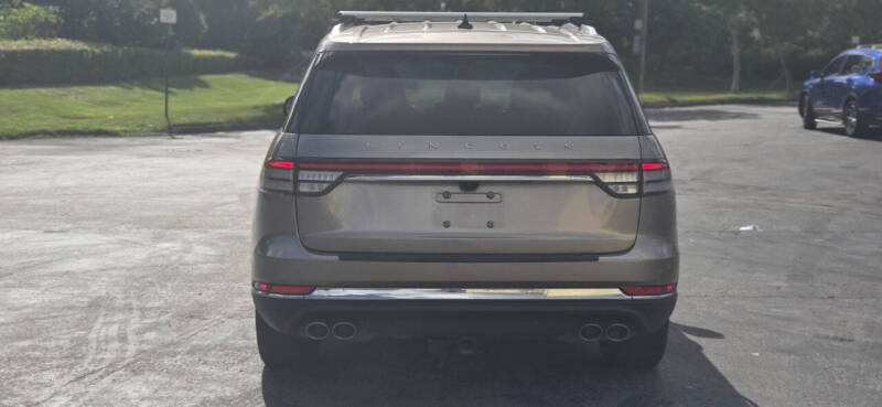 2021 Lincoln Aviator Standard