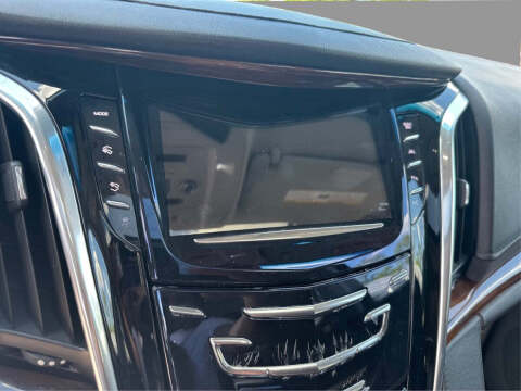 2019 Cadillac Escalade Luxury