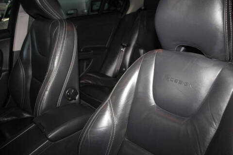 2013 Volvo S60 T6 R-Design Platinum