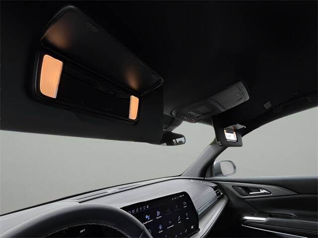 2024 Chevrolet Traverse LS