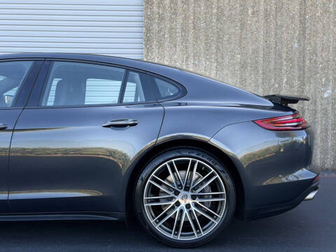 2019 Porsche Panamera