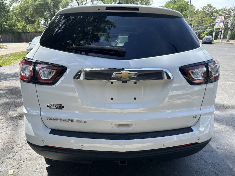 2017 Chevrolet Traverse LT