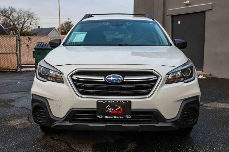 2019 Subaru Outback 2.5i