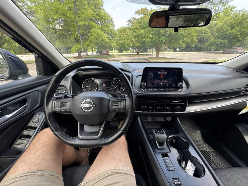 2025 Nissan Rogue SV
