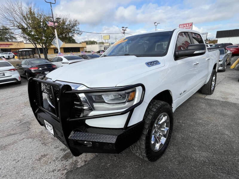 2019 RAM Ram 1500 Pickup Big Horn/Lone Star's photo