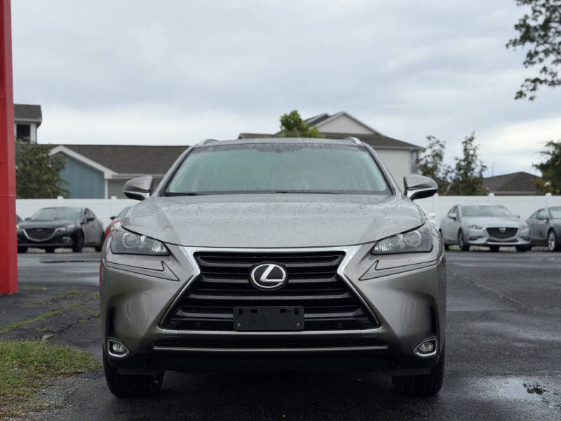 2017 Lexus NX 200t