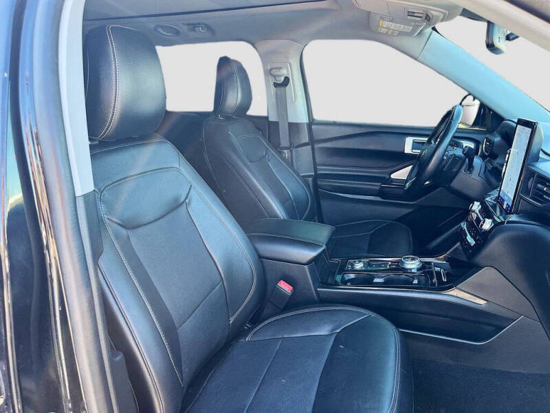 2021 Ford Explorer ST
