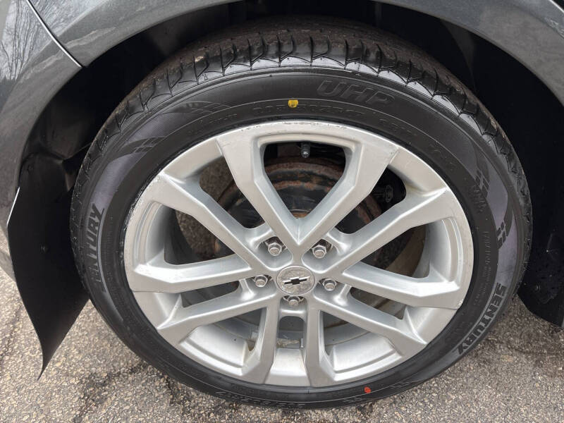 2019 Chevrolet Sonic LT Manual