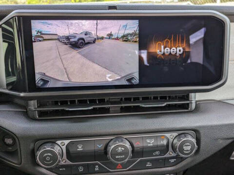 2026 Jeep Gladiator Sport