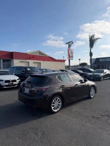 2011 Lexus CT 200h
