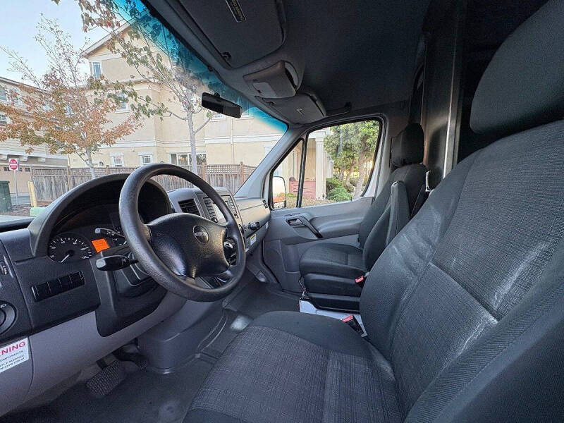 2017 Freightliner Sprinter 2500