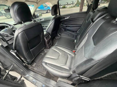 2017 Ford Edge Titanium