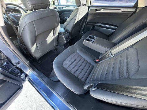 2019 Ford Fusion SE