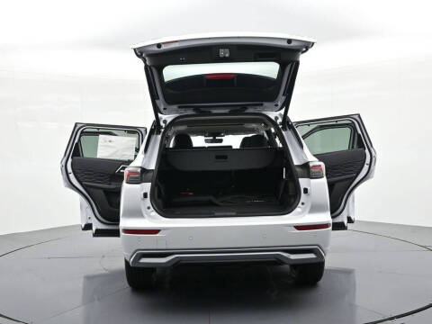 2026 Mitsubishi Outlander PHEV SEL