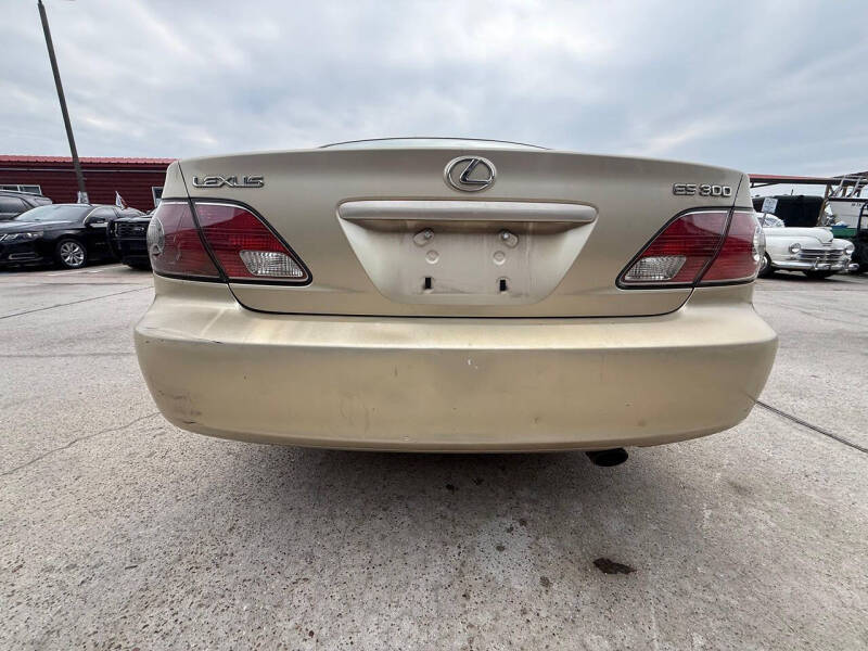 2002 Lexus ES 300
