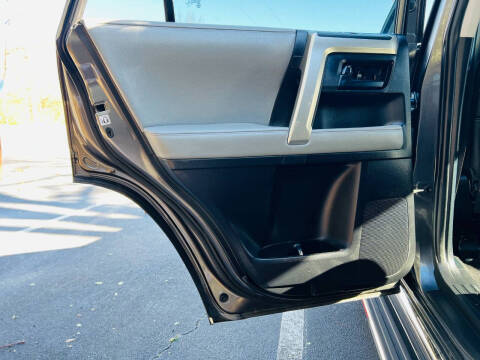 2013 Toyota 4Runner SR5