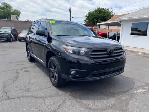 2012 Toyota Highlander for sale at Robert Judd Auto Sales in Washington UT