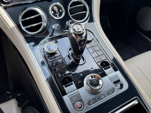 2020 Bentley Continental GTC V8
