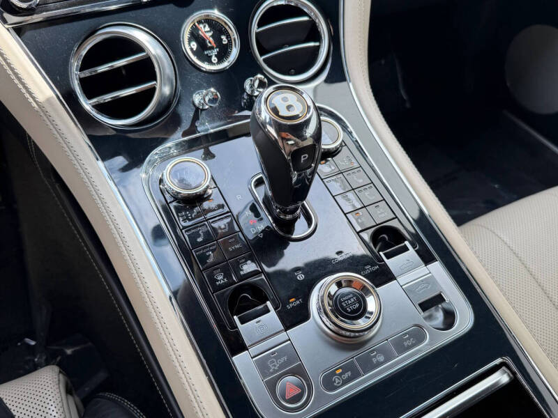 2020 Bentley Continental GTC V8