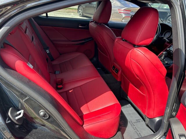 2023 Lexus IS 350 17