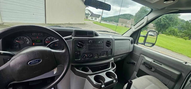 2014 Ford E-Series