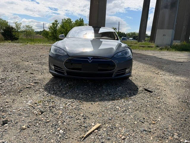 2014 Tesla Model S P85