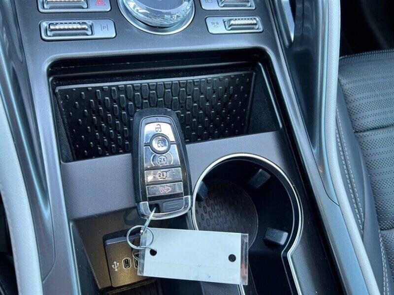 2024 Lincoln Nautilus Reserve