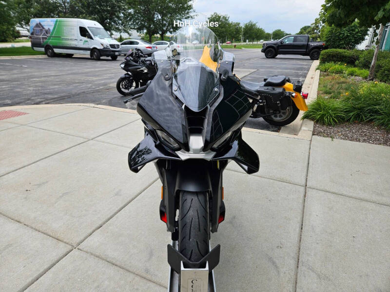 2026 BMW S 1000 RR