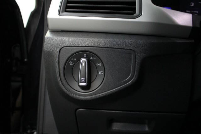 2022 Volkswagen Atlas Cross Sport SE 4Motion