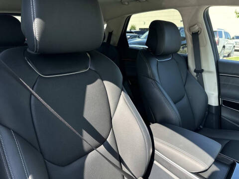 2026 Genesis GV70