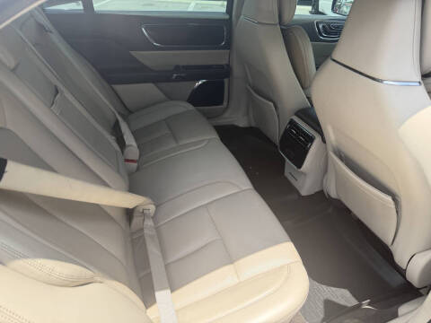 2017 Lincoln Continental Select