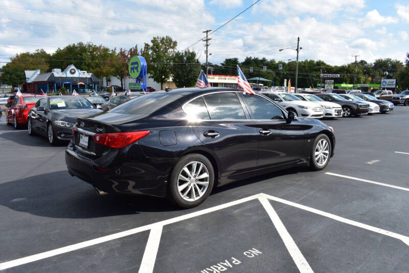 2015 Infiniti Q50