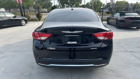 2015 Chrysler 200 Limited