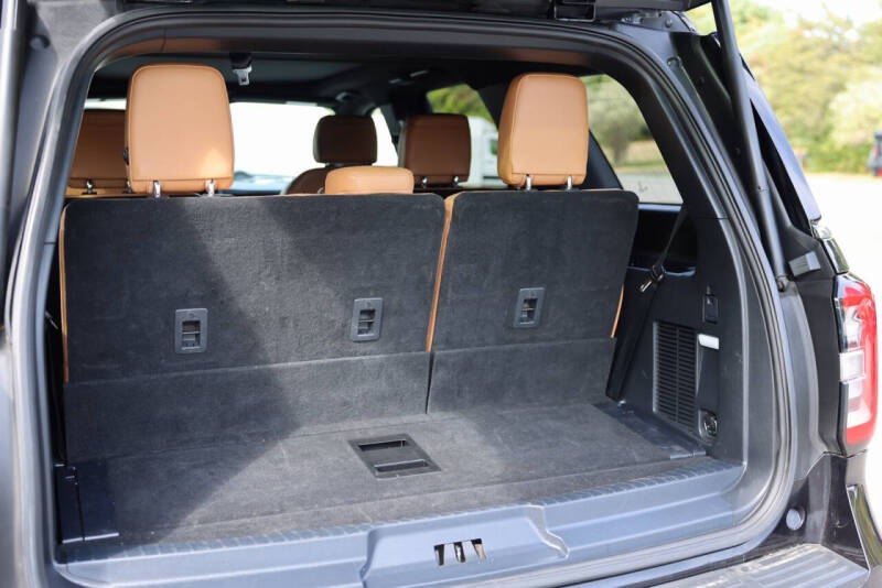 2022 Ford Expedition Platinum