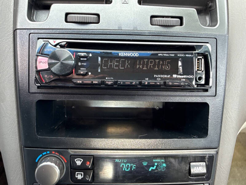 2001 Nissan Maxima SE