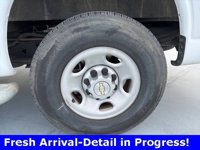 2024 Chevrolet Express 2500