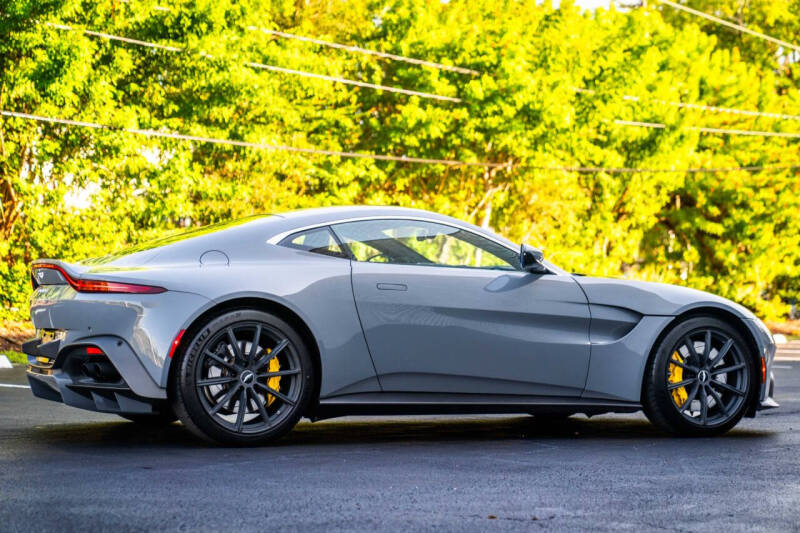 2019 Aston Martin Vantage