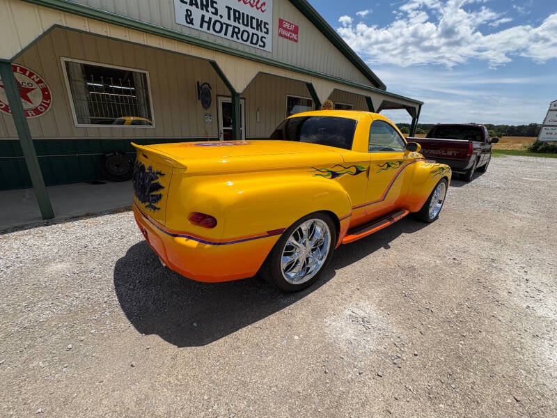 2004 Chevrolet SSR LS