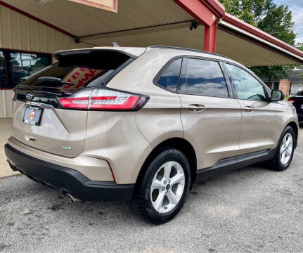 2020 Ford Edge SE
