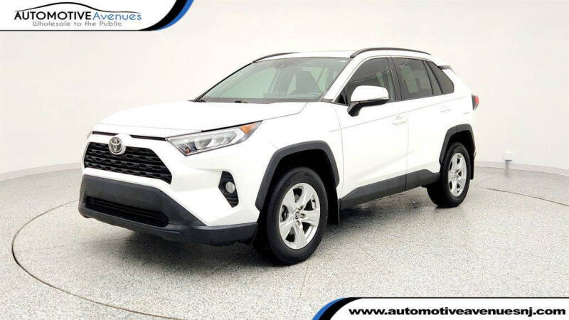 2020 Toyota RAV4 XLE