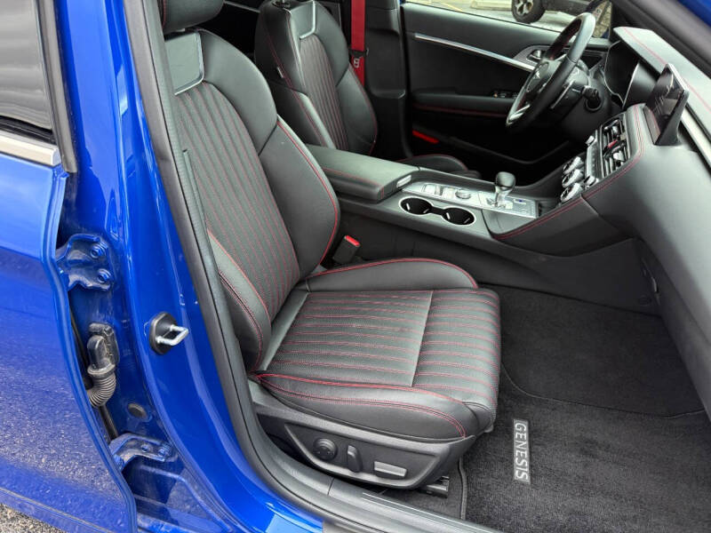 2023 Genesis G70 2.0T