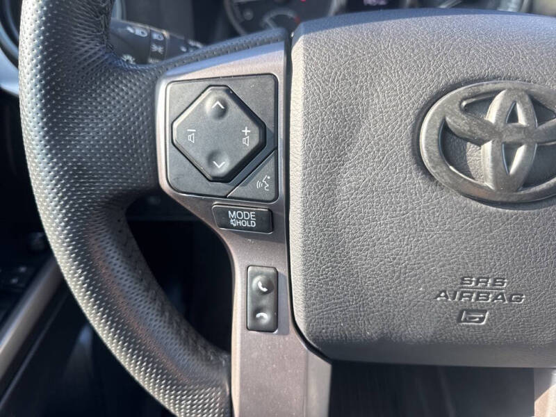 2022 Toyota Tacoma SR5 V6